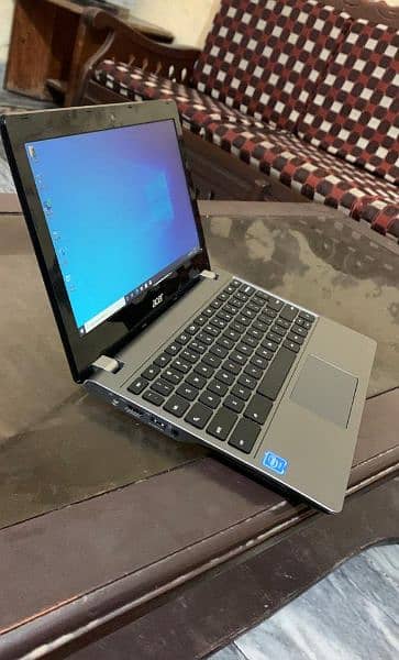 Acer C740 | 4 GB Ram | 128 GB SSD HD display Chromebook available 2