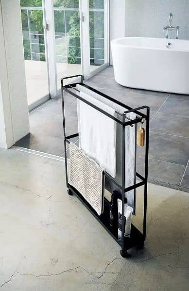 Towel stand 0