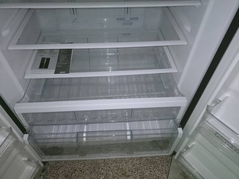 Hitachi dual inverter imported fridge 10