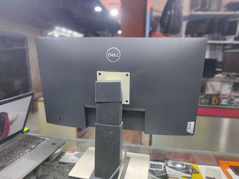 Dell 27" 4k resolution borderless led 6