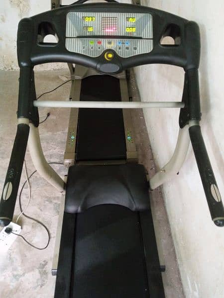 treadmils. (0309 5885468). jogging machines. gym cycles. ellapticals 8