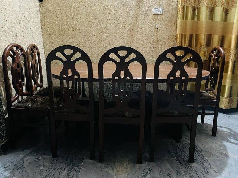 dining table/ 6 seater 1