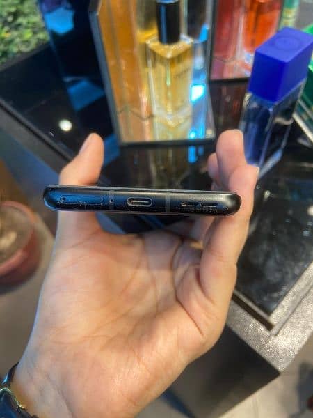 One plus 9 pro in mint condition 5