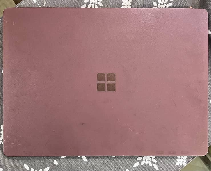 microsoft surface laptop with original wireless mouse 3