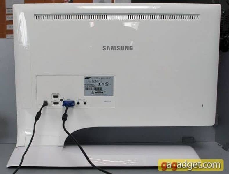 Samsung Computer LED Monitor S27B750 (27"). 3