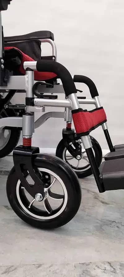 Comfortable Electric Wheelchair Model : 90C (UG) 5