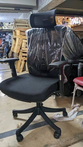 Imported Office Chairs available in reasonable prices 9