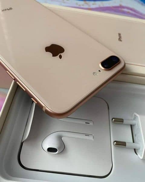 Gold iPhone 8 Plus Unboxing! 