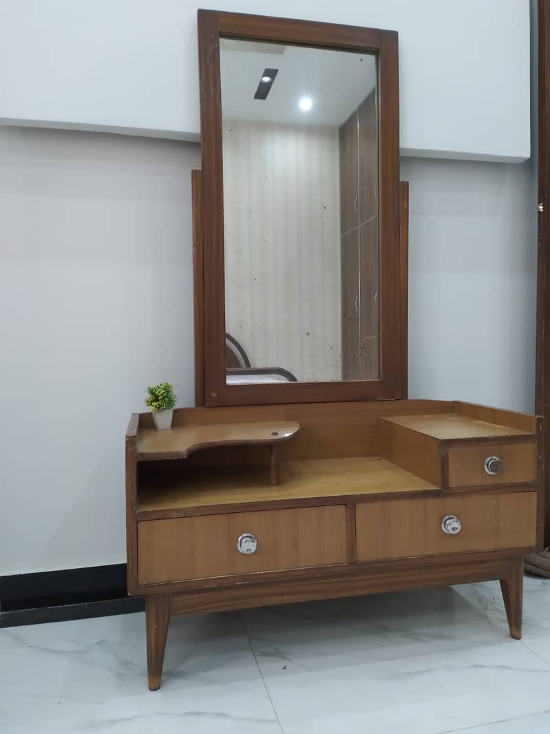 Dressing Table for sale 1