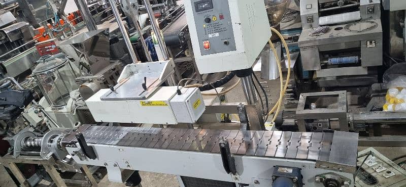 Induction sealer automatic 11