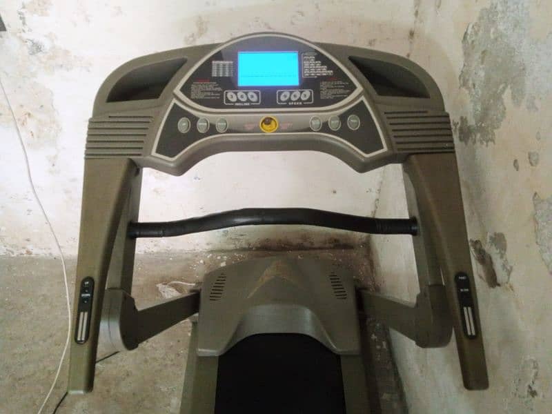 treadmils. (0309 5885468). jogging machines. gym cycles. ellapticals 10