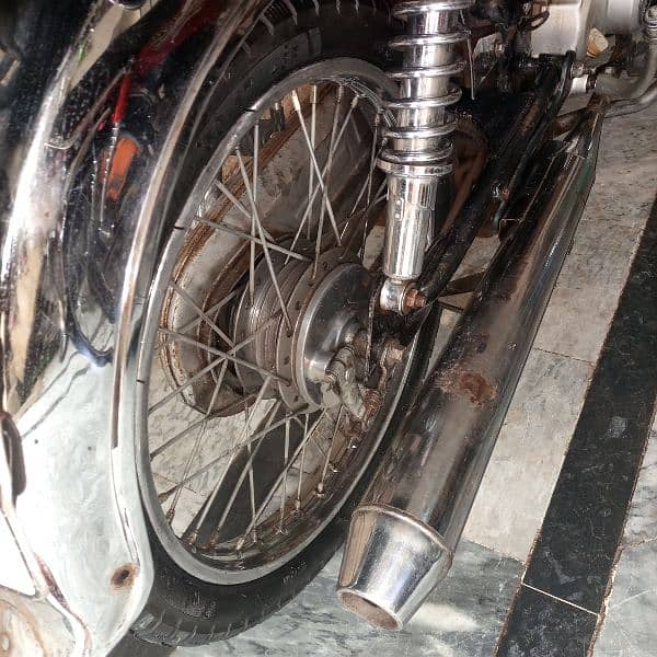 united CD70 Bike 5