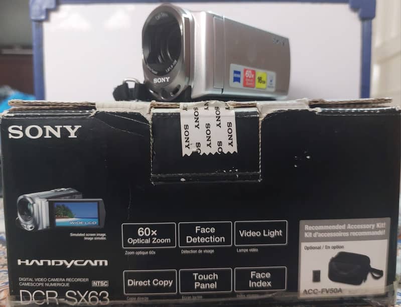 Sony handicam in excellent condition 9