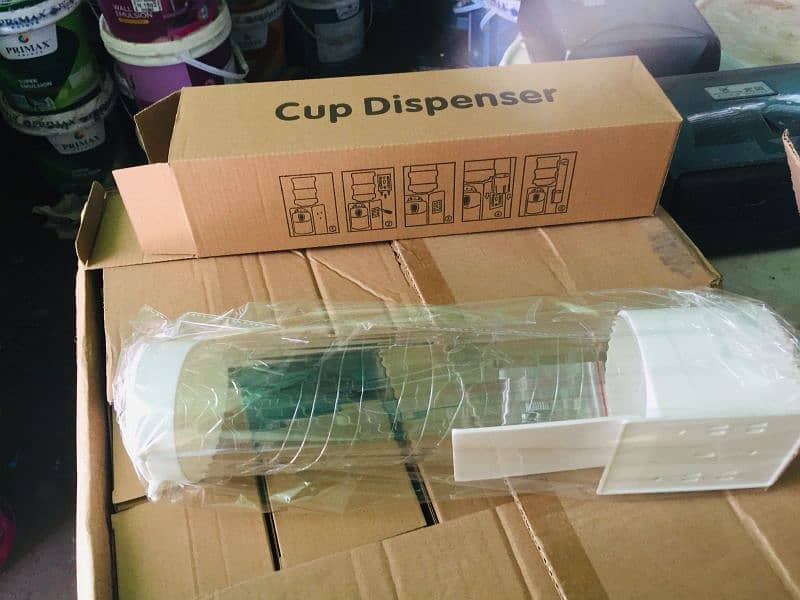 Soap Dispenser/ Cup Holders/ Tissue Dispenser/ Automatic Hand Dryer 3