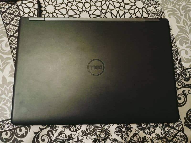 Dell laptop core i5, 5th generation 0