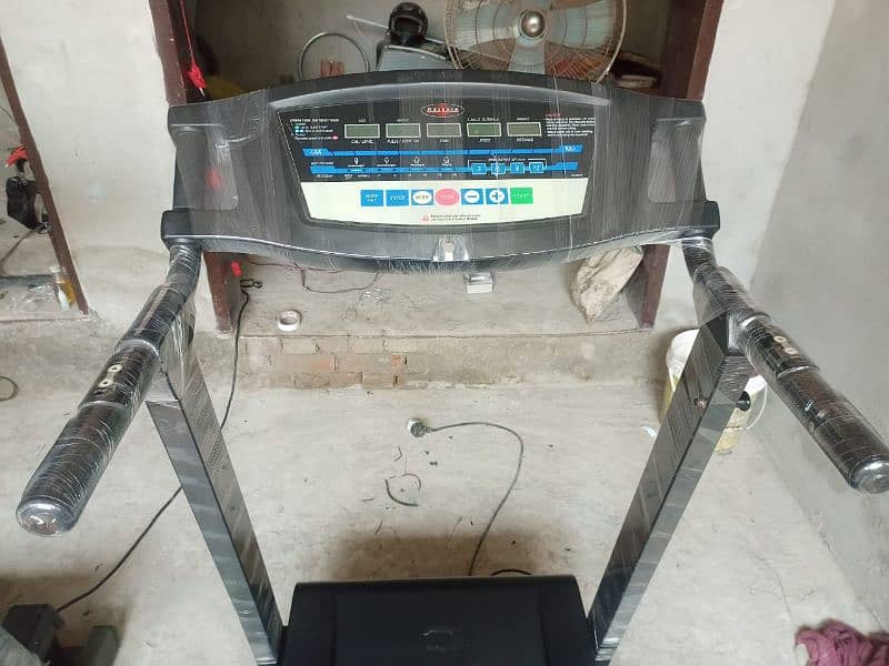 treadmils. (0309 5885468). electric running & jogging machines 11