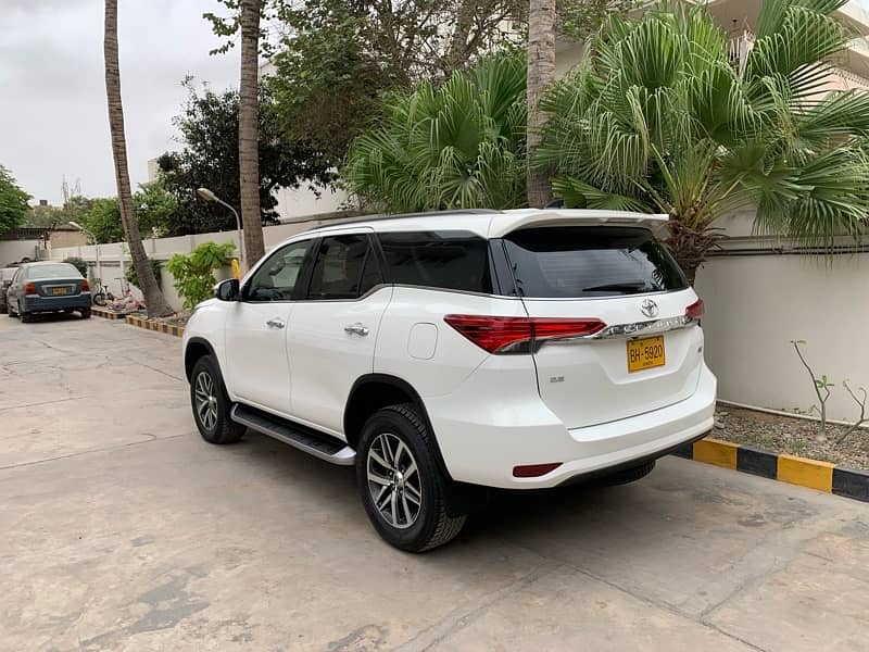 Toyota Fortuner 2020 Sigma 2.8L 4x4 First Hand 21000km Untouched NEW 6