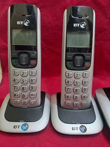 Twin Cordless phone with wirless intercom 0