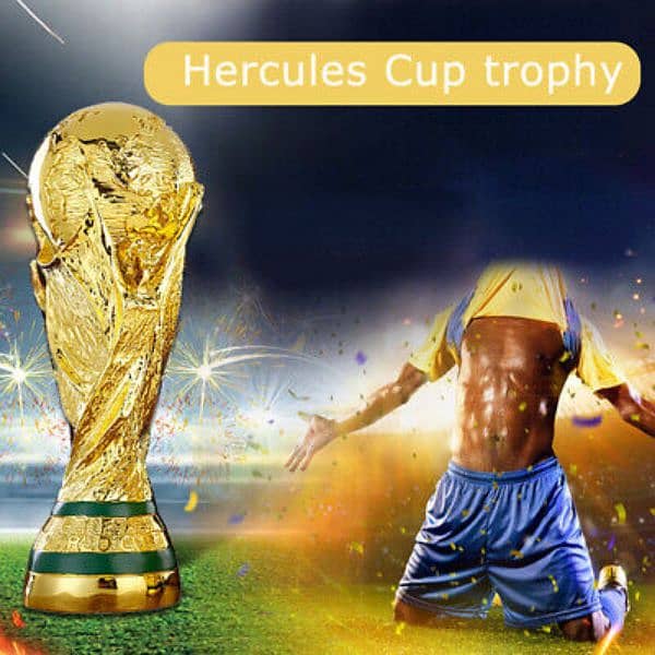FOOTBALL FIFA WORLD CUP TROPHY GOLD 2