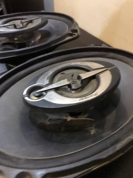 Car speakers pioneer 110% orignal non repaired 2