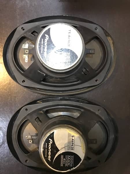 Car speakers pioneer 110% orignal non repaired 4