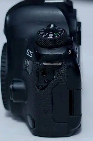 Canon 6d Mark ii & 70-200-2.8 lens 5
