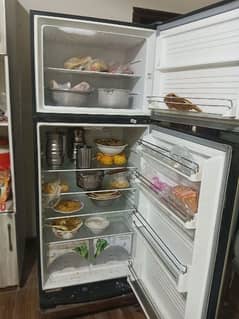 Dawlance refrigerator full  size 0