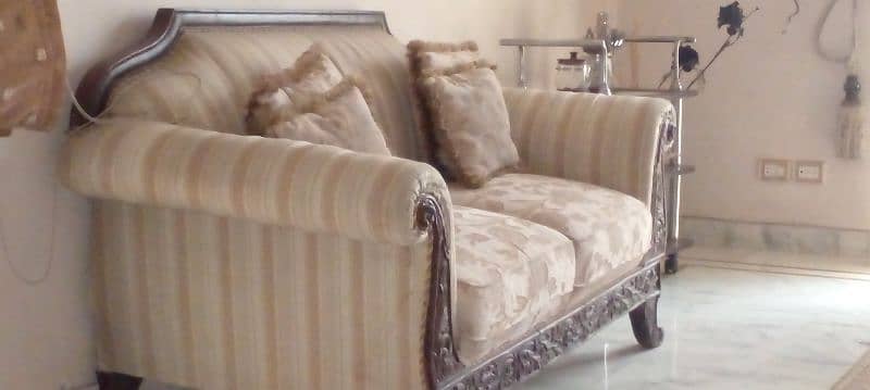 7 seater sofa set 0