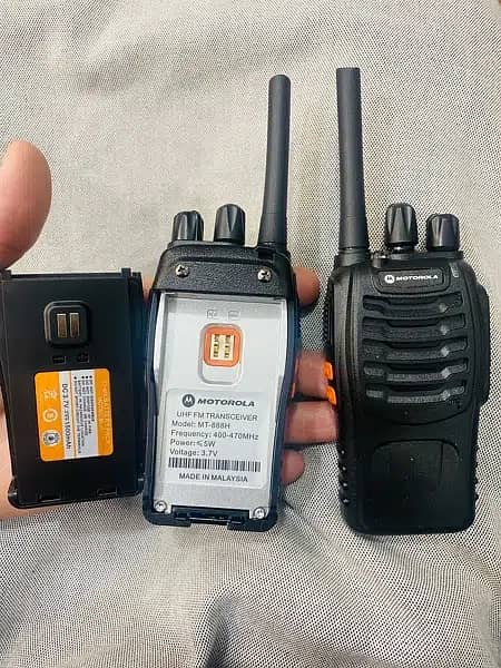 Walike Talkie | Wireless Radio | Hiking Items 2