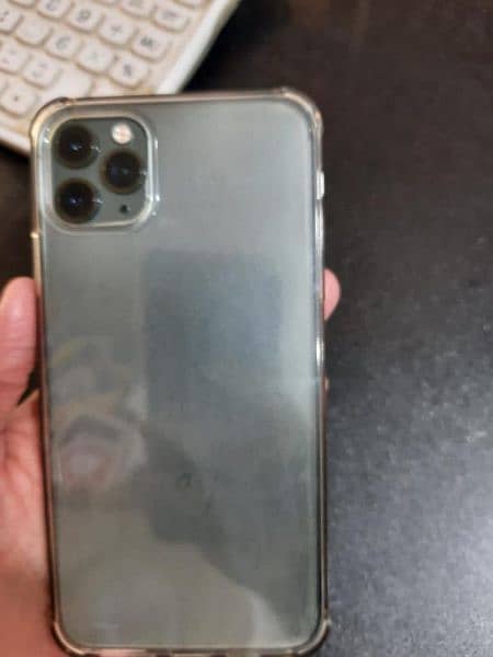 iphone 11 pro max pta approved with box 1