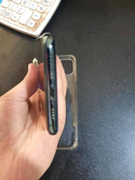 iphone 11 pro max pta approved with box 3