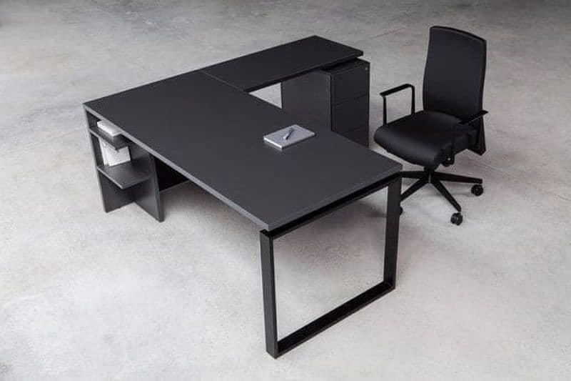 Office Manager Tables for sale , Executive Desk 5