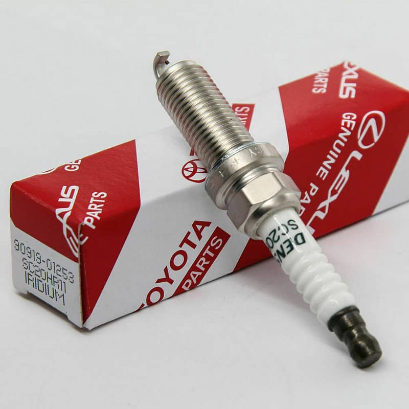 Toyota Denso Genuine Iridium Spark Plug SC20HR11 (03 Piece) 5