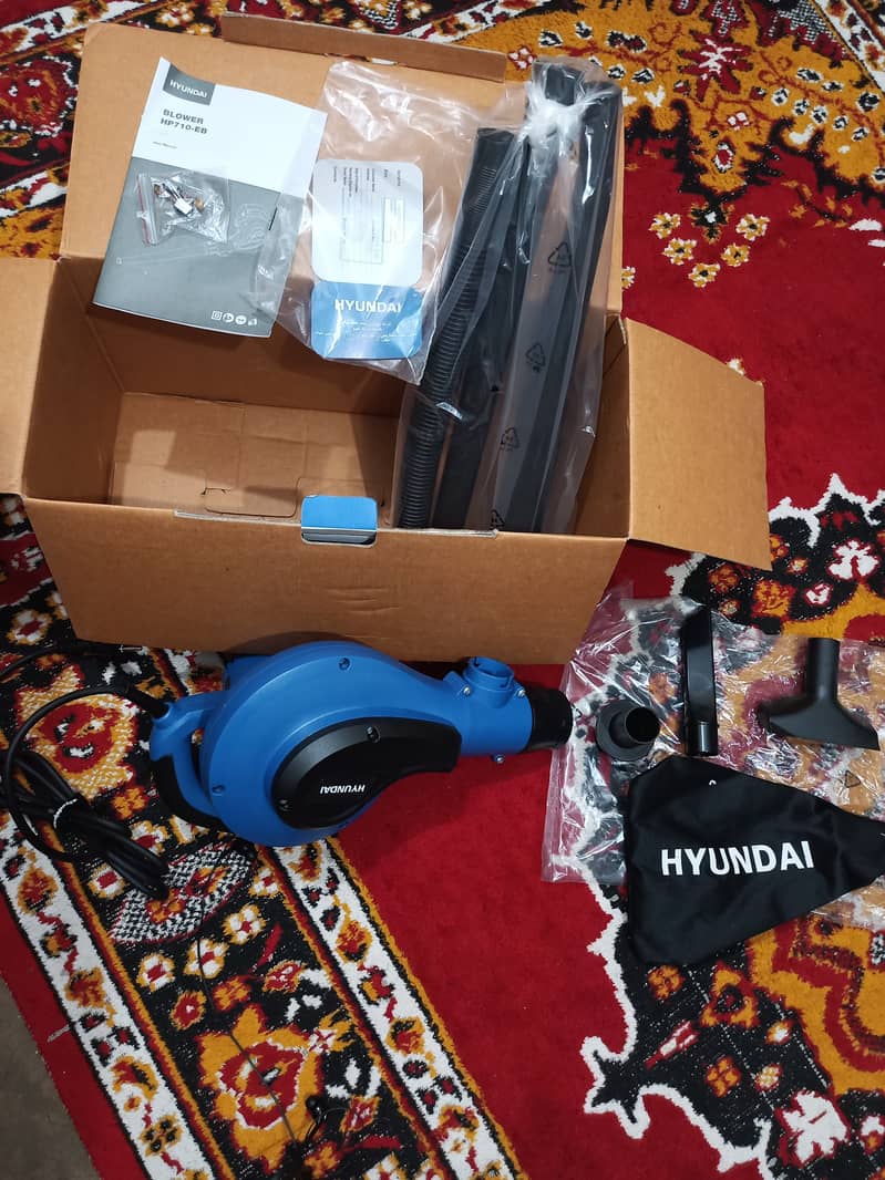 Blower and vacuum cleaner HP-710EB 3