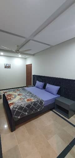 B-17 Save sequre Daily basis 1bed flat available for rent