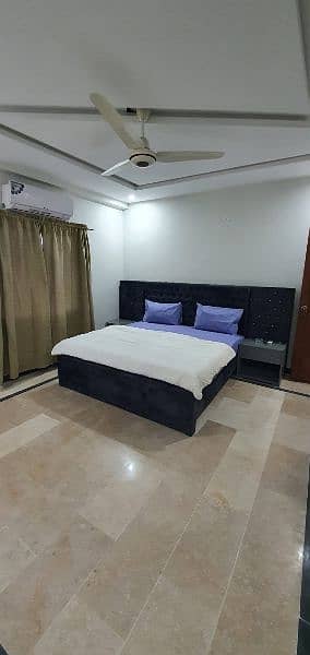 B-17 Save sequre Daily basis 1bed flat available for rent 3