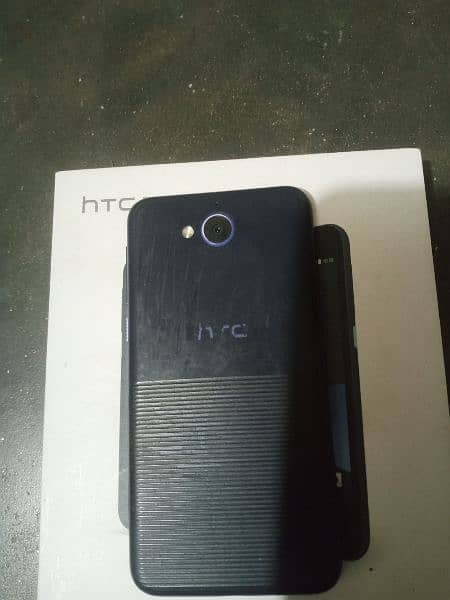 HTC DESIRE 650 dual sim 1