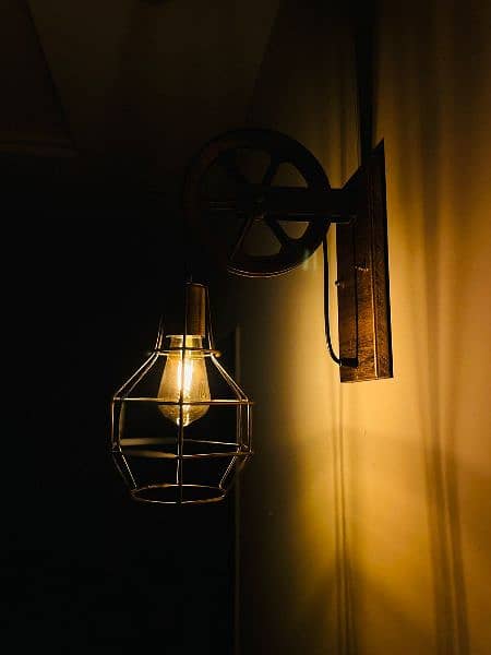 Vintage Pulley Wall Lamp 1