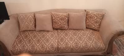 Very Less Used 7 Seater Sofa Set for Sale