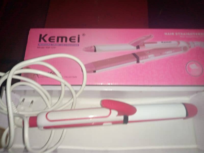 2 hair straightener s  use like good 0