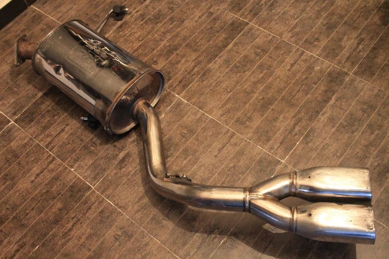 TOYOTA ALPHARD FGK MODELLISTA CHAMBERED EXHAUST SYSTEM DUAL SQUARE TIP 0