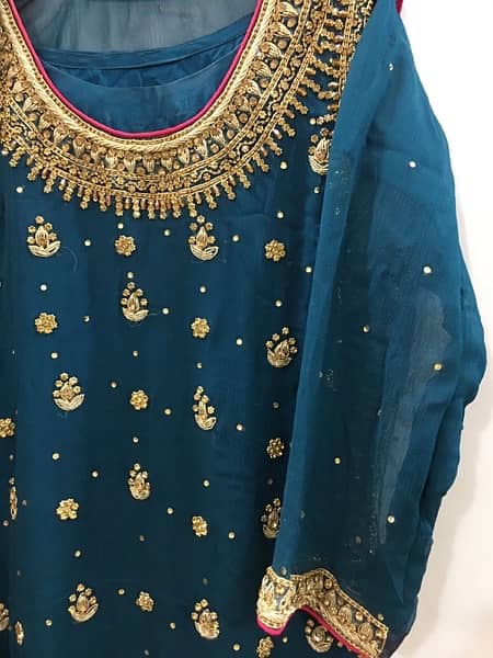 10/10 condition Urgent sale wedding  suit avaiable km hojaing rates 1