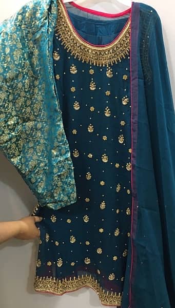 10/10 condition Urgent sale wedding  suit avaiable km hojaing rates 6