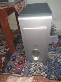LG sound system with amplifier remote Baser small speakers 0
