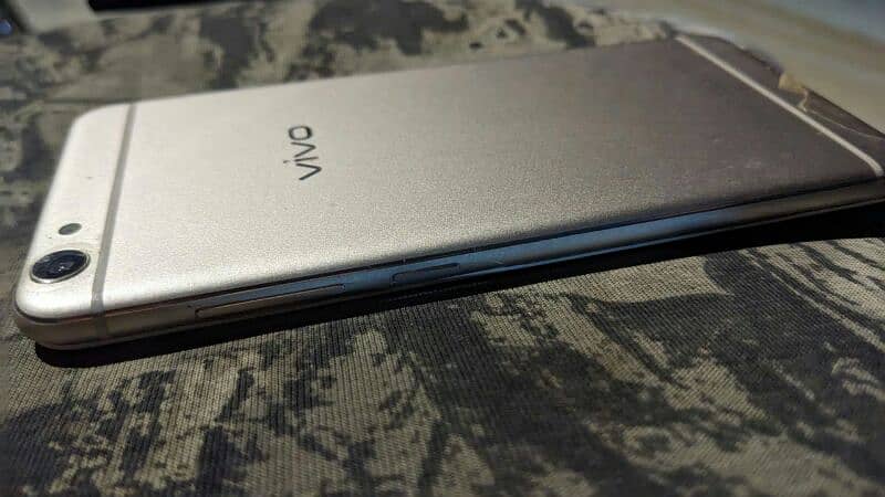 VIVO X7 (4/64) PTA APPROVED 3