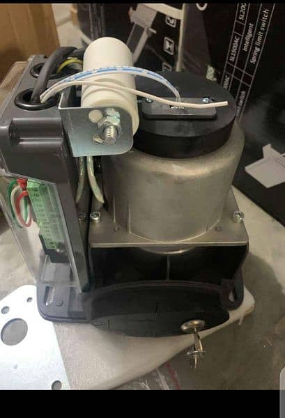 Auto sliding  Gate Motor 600 kg Whole sale priceq 2