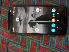 Motorola Z2 force non pta 4 64 LCD me line hai wo dekh sakty 0