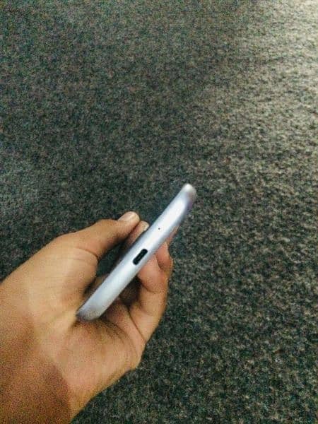 Samsung Galaxy Grand Prime pro J2 4