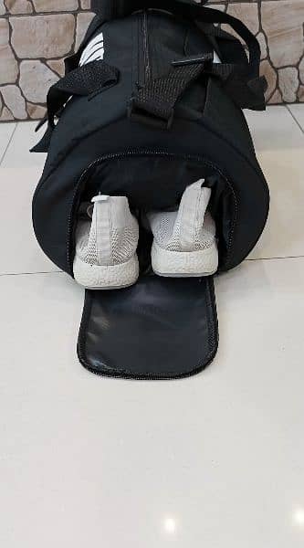 Gym bag / kit bag / sports bag 2