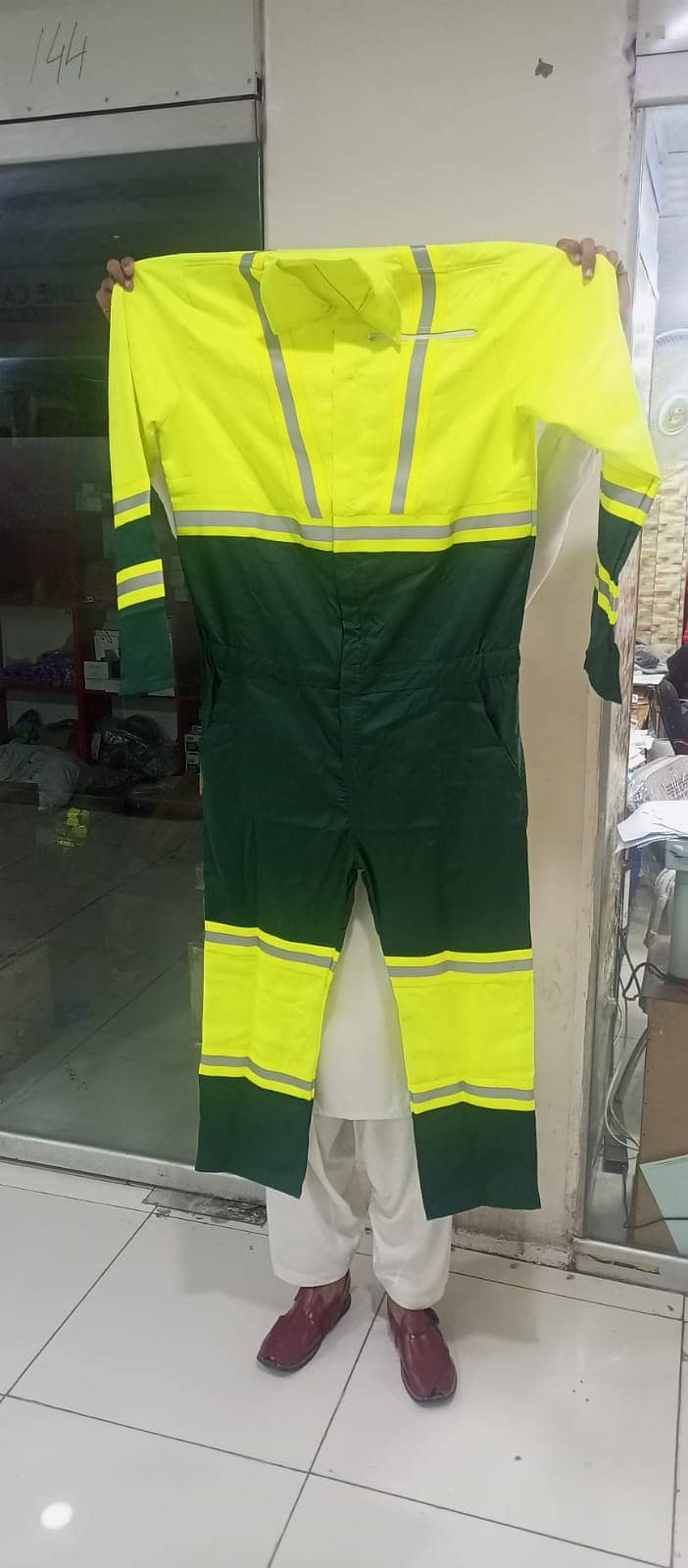 Coveralls/uniform 8